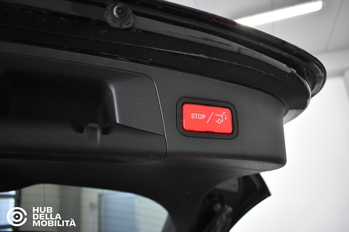 MERCEDES-BENZ GLA 200 d Automatic 4Matic Premium